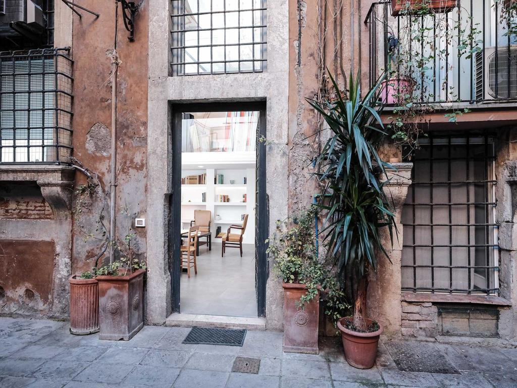 Ancient Trastevere Vespa Loft Roma Esterno foto