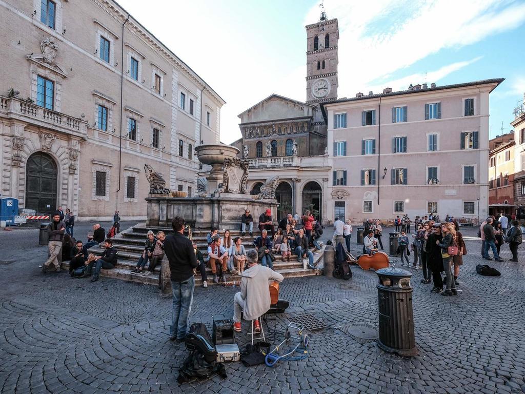 Ancient Trastevere Vespa Loft Roma Esterno foto